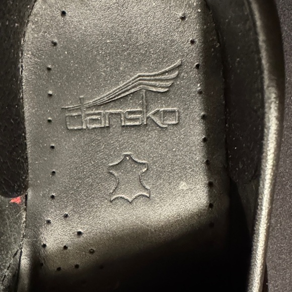 Women’s Dansko Black Tooled Leather Shoe - Picture 6 of 7